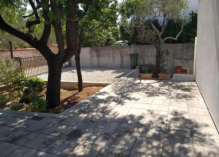 J-adria * יאדריה