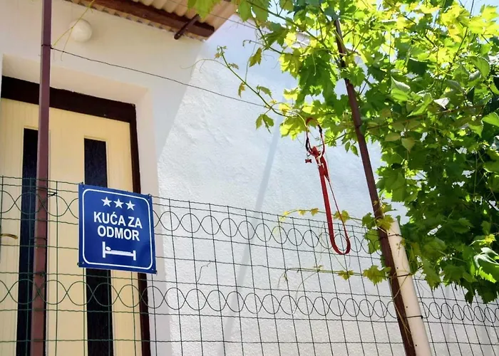 J-adria בית נופש